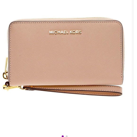 Soft Pink Large Flat Michael Kors Leather Phone Wristlet - Picture 1 of 3